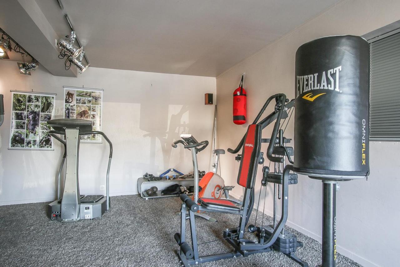Gite L'Ardoisier 7 Pers Sauna Bayeux 2Km Guéron Kültér fotó